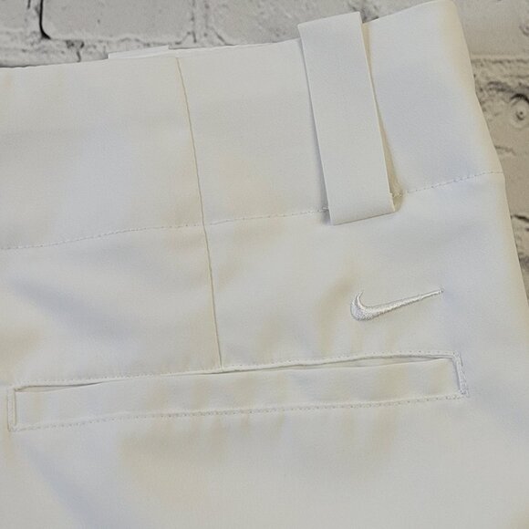 Nike Golf Tour Performance women’s white shorts size 2 - Picture 3 of 7